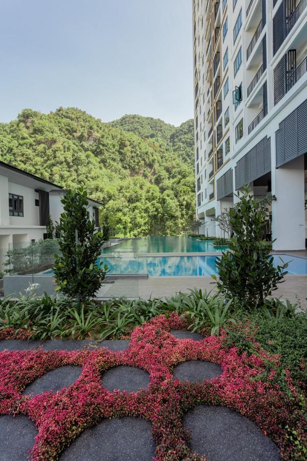 Ipoh Tambun Lost World Sunway Onsen Suites Luna 2R2B 8Paxs Екстер'єр фото
